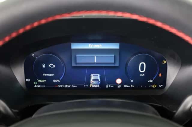 Ford Kuga (2024) thumbnail 15