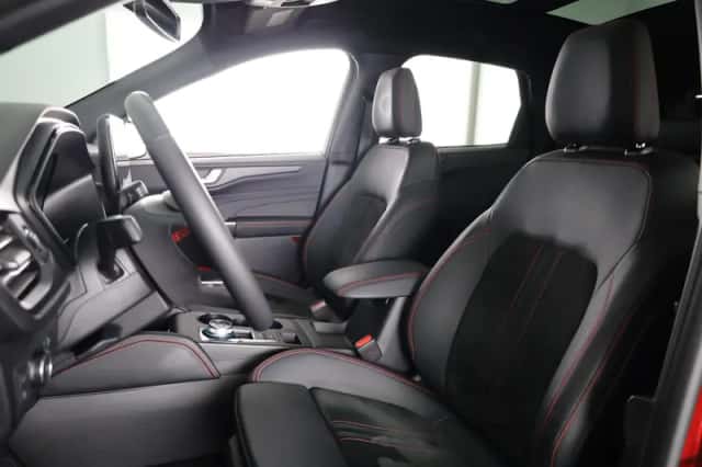 Ford Kuga (2024) thumbnail 18