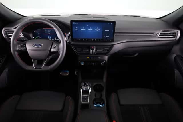 Ford Kuga (2024) thumbnail 3