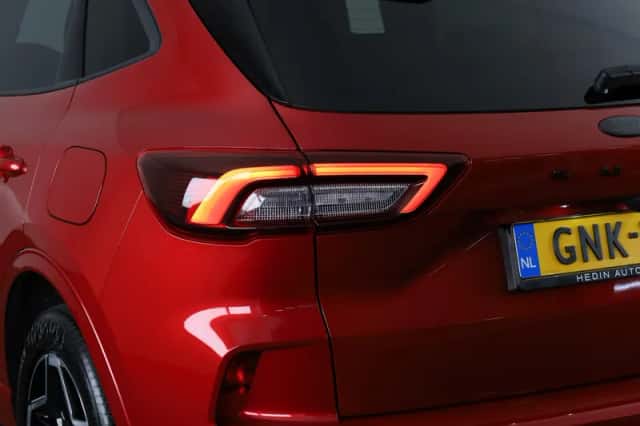 Ford Kuga (2024) thumbnail 28