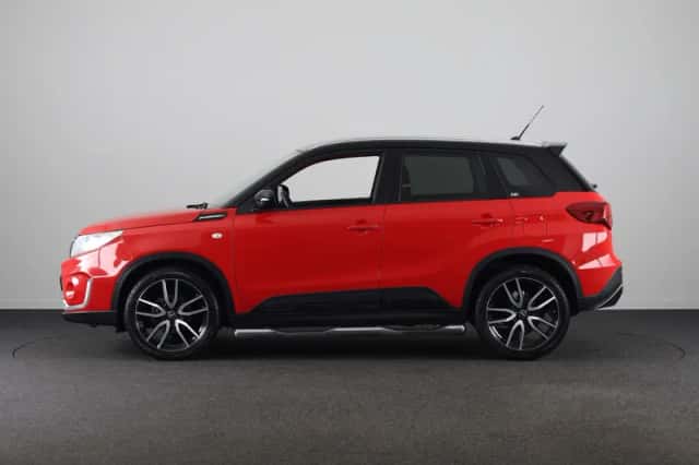 Suzuki Vitara (2019) thumbnail 2