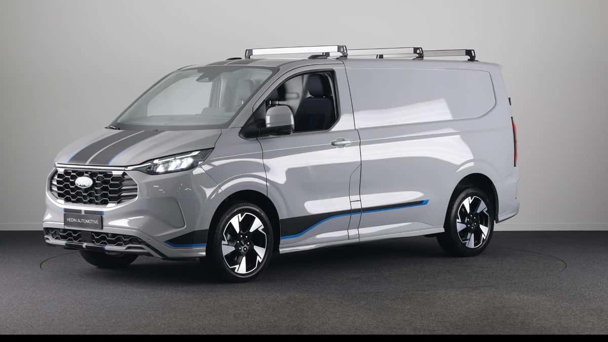 Ford Transit Custom (2024) — foto 1