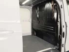 Ford Transit Custom (2024) thumbnail 21