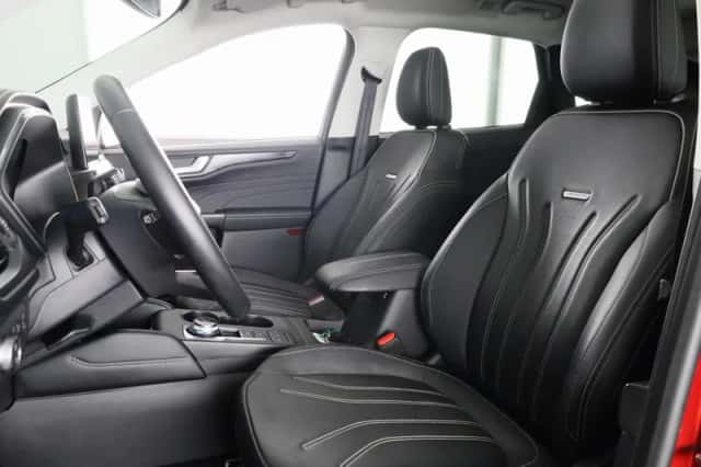 Ford Kuga (2021) thumbnail 25