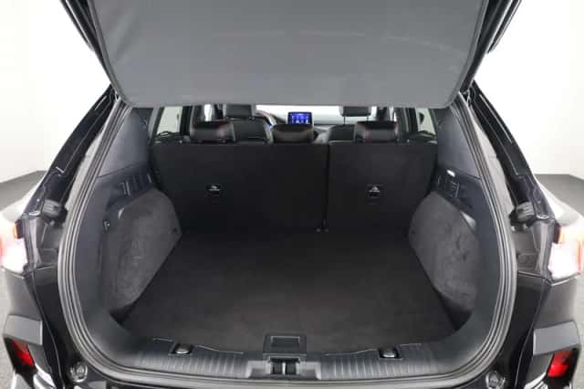 Ford Kuga (2023) thumbnail 33