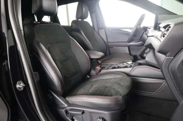 Ford Kuga (2023) thumbnail 35