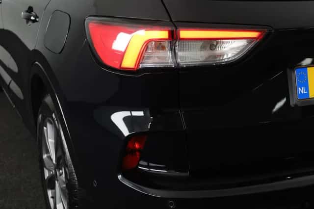 Ford Kuga (2023) thumbnail 37