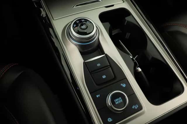 Ford Explorer (2024) thumbnail 32
