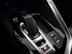 Peugeot 3008 (2021) thumbnail 17