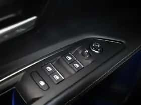 Peugeot 3008 (2021) thumbnail 22