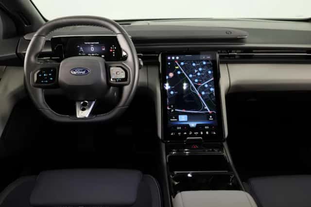 Ford Capri (2025) thumbnail 3