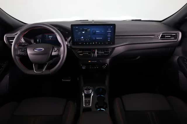 Ford Kuga (2025) thumbnail 3