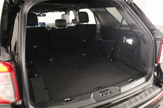 Ford Explorer (2023) thumbnail 22