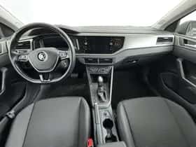 Volkswagen Polo (2021) thumbnail 4