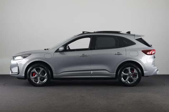 Ford Kuga (2025) thumbnail 3