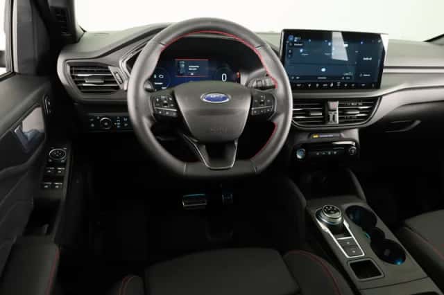 Ford Kuga (2025) thumbnail 10