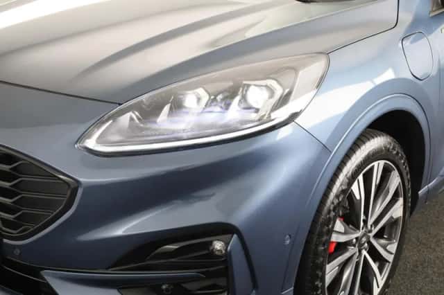Ford Kuga (2022) thumbnail 32