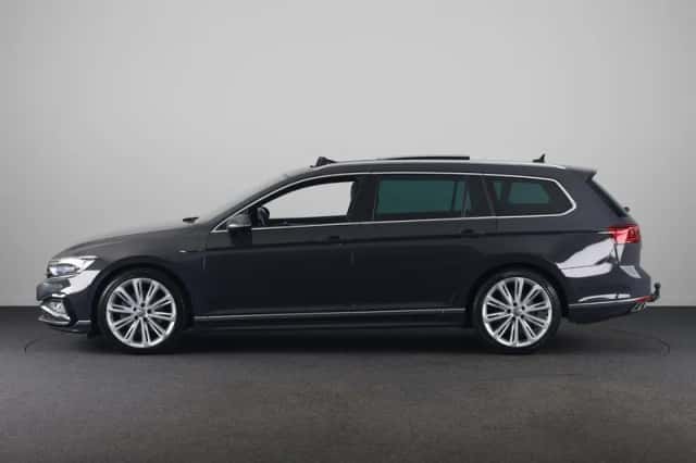 Volkswagen Passat (2020) thumbnail 3