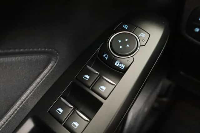 Ford Focus (2018) thumbnail 27