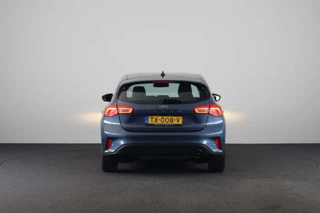 Ford Focus (2018) thumbnail 9