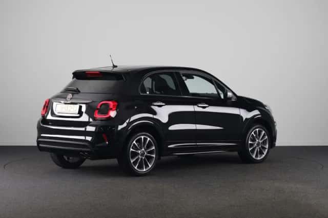 Fiat 500X (2020) thumbnail 2