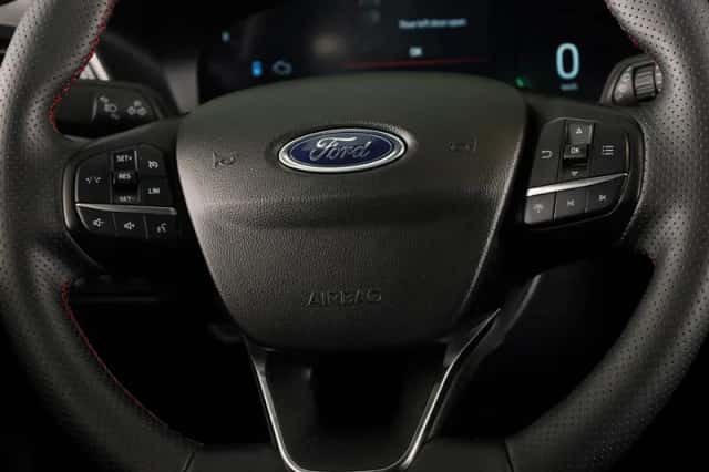 Ford Kuga (2025) thumbnail 16