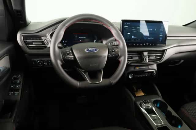 Ford Kuga (2025) thumbnail 10