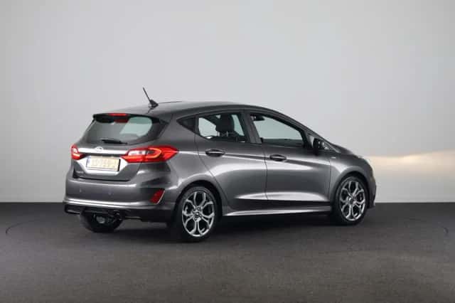 Ford Fiesta (2019) thumbnail 2