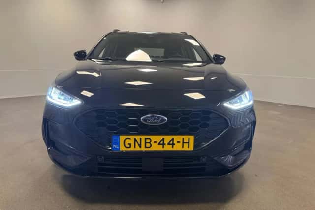 Ford Focus (2024) thumbnail 7