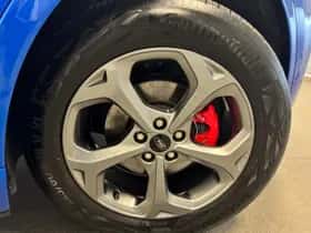 Ford Kuga (2025) thumbnail 5