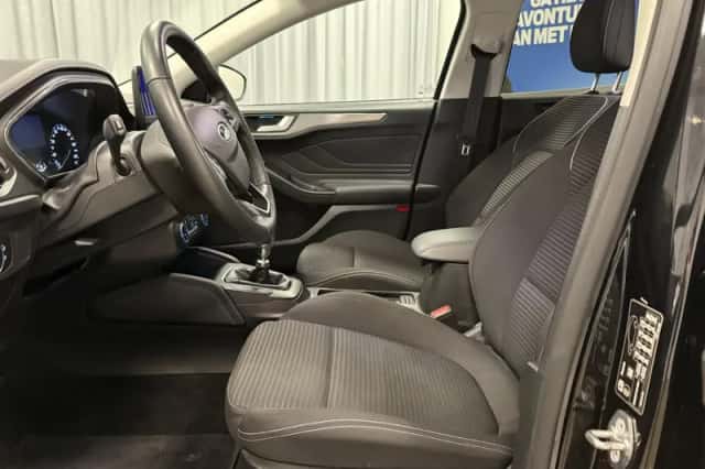 Ford Focus (2020) thumbnail 23