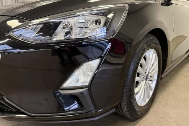 Ford Focus (2020) thumbnail 5
