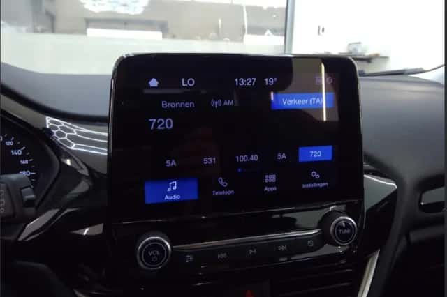Ford Fiesta (2021) thumbnail 11