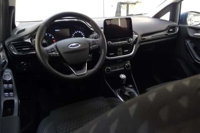 Ford Fiesta (2021) thumbnail 4