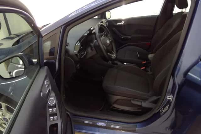 Ford Fiesta (2021) thumbnail 6