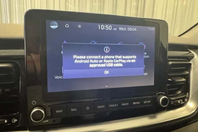 Kia Stonic (2021) thumbnail 14