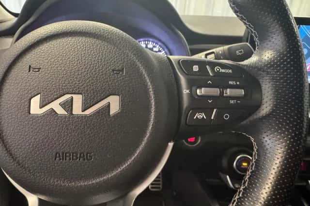 Kia Stonic (2021) thumbnail 20