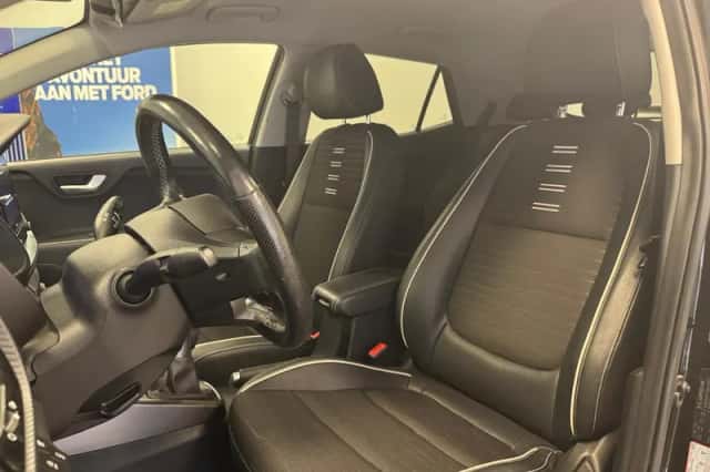 Kia Stonic (2021) thumbnail 21