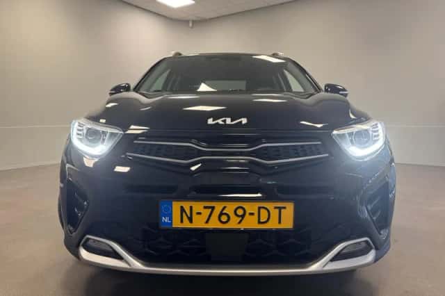 Kia Stonic (2021) thumbnail 7