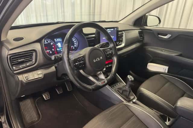Kia Stonic (2021) thumbnail 10