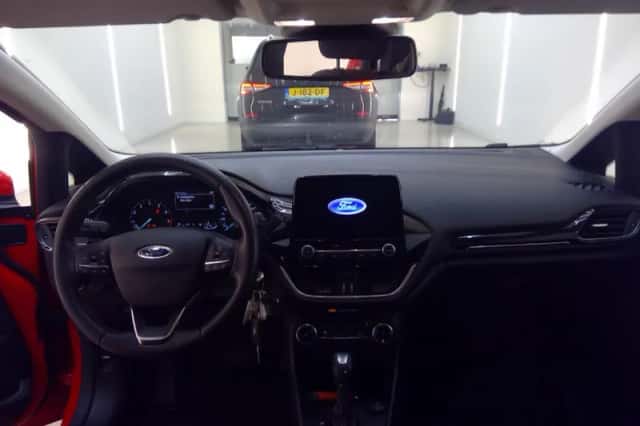 Ford Fiesta (2021) thumbnail 4