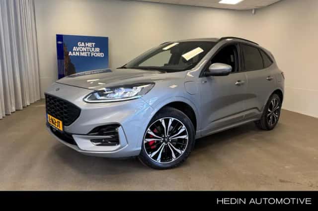 Ford Kuga (2021) thumbnail 1