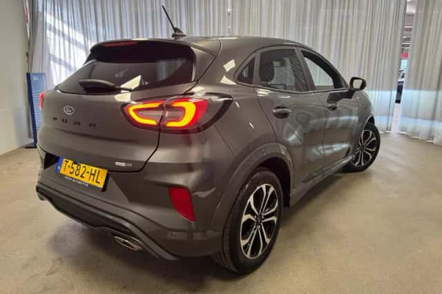 Ford Puma (2023) thumbnail 2
