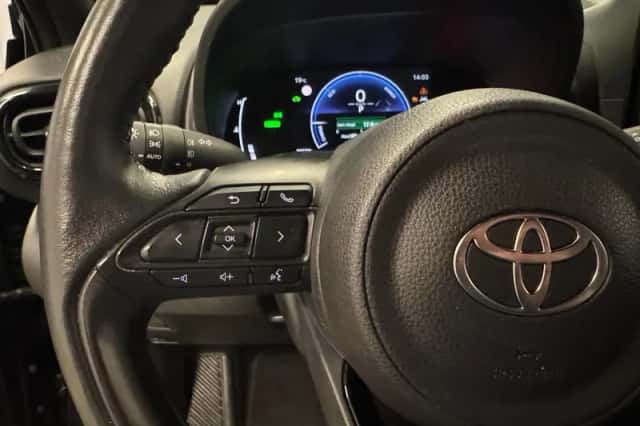 Toyota Yaris Cross (2024) thumbnail 18