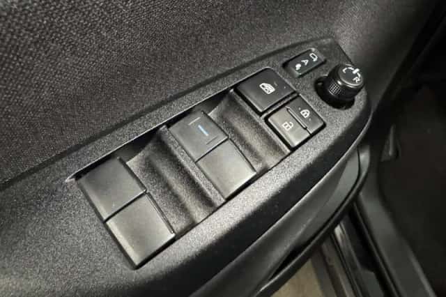 Toyota Yaris Cross (2024) thumbnail 20
