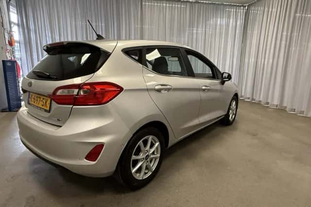 Ford Fiesta (2021) thumbnail 2