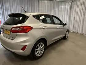 Ford Fiesta (2021) thumbnail 2