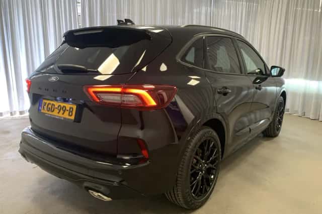 Ford Kuga (2026) thumbnail 2