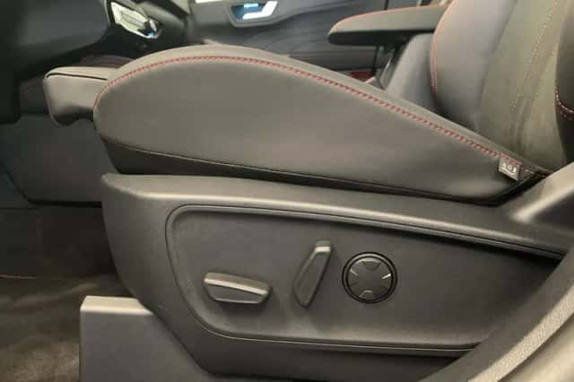 Ford Kuga (2026) thumbnail 17