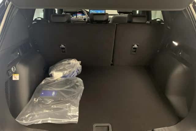 Ford Kuga (2026) thumbnail 27